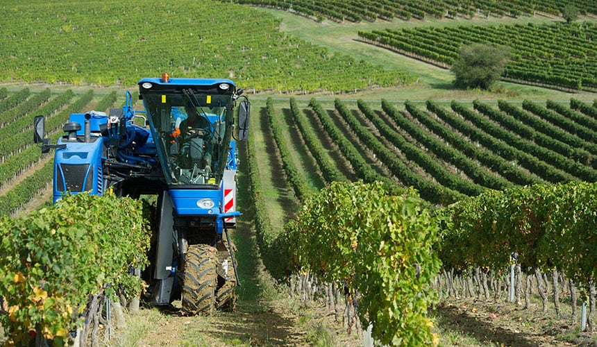 Winzerreifen können in steilen Hanglagen arbeiten