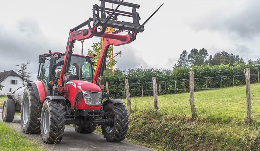 Anpassung des Agrarreifendrucks an Straßentransporte