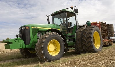 Welcher Agrarreifen leistet bei gleicher Größe mehr?