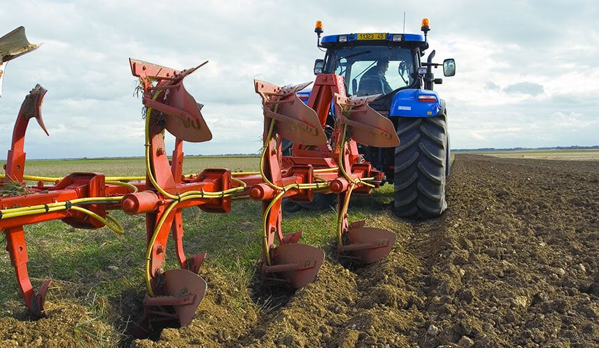 Niederdruckreifen zur Optimierung der Traktion auf dem Feld